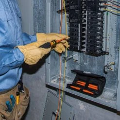 Klein Tools 8-in-1 Insulated Interchangeable Screwdriver Set - 32288 -Hand Tool Shop 32288 009 13451.1697457770