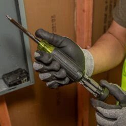 Klein Tools 15 Piece Multi-Bit Screwdriver With Storage - 32290 -Hand Tool Shop 32290 008 03947.1697457771