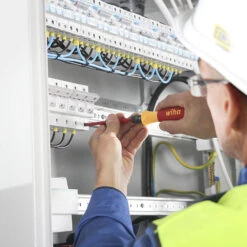 Wiha Torque Screwdriver 14 Piece Set - 40674 -Hand Tool Shop 40674 04 84941.1697457788