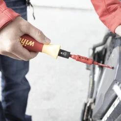 Wiha Torque Screwdriver 14 Piece Set - 40674 -Hand Tool Shop 40674 06 39565.1697457788