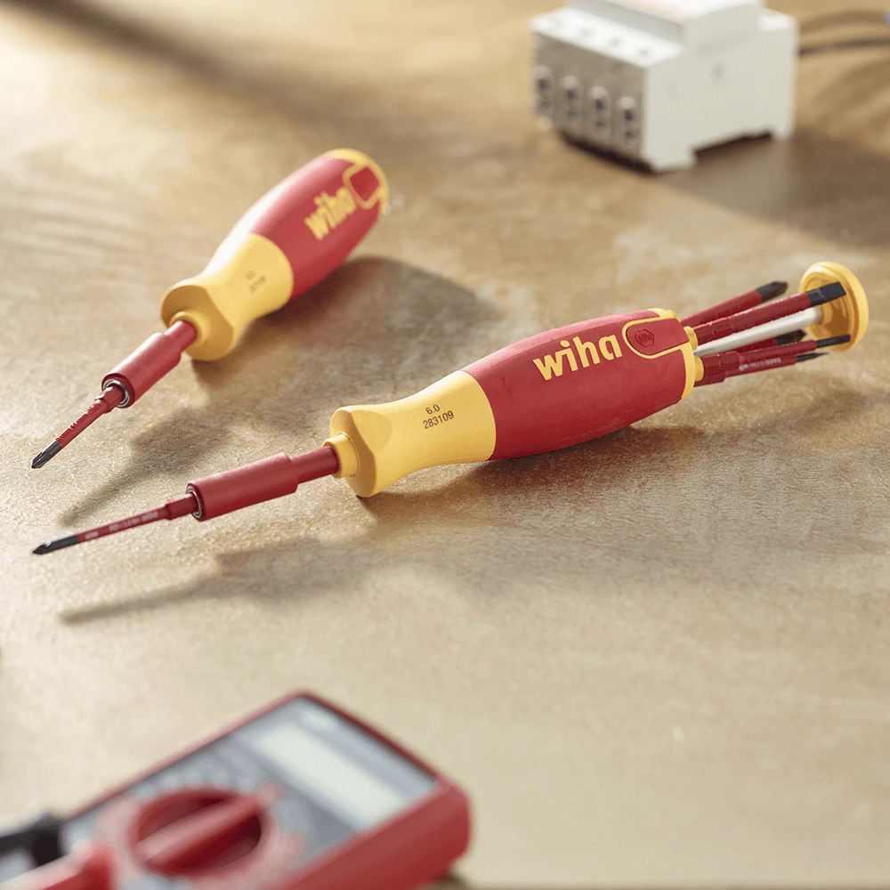 Wiha VDE 6 Piece LiftUp SlimBit Electrician Screwdriver Set (38613) - 40809 8 Wiha VDE 6 Piece LiftUp SlimBit Electrician Screwdriver Set (38613) - 40809 - Image 8