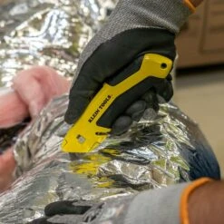 Klein Tools Self-Retracting Utility Knife - 44136 -Hand Tool Shop 44136 007 52221.1697457803