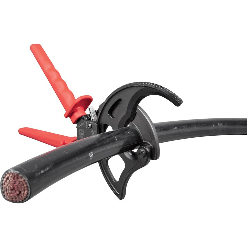 Klein Tools 1,000 MCM Copper & Aluminium Ratcheting Cable Cutter - 63750 4 Klein Tools 1,000 MCM Copper & Aluminium Ratcheting Cable Cutter - 63750 - Image 4