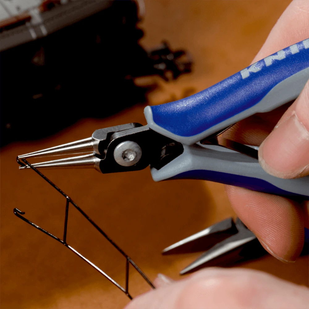 Knipex 130mm Precision Electronics Gripping Pliers - 3432130 2 Knipex 130mm Precision Electronics Gripping Pliers - 3432130 - Image 2